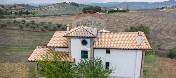 6-Zimmer Haus in Città Sant'Angelo, Italy, Nr. 68100 45