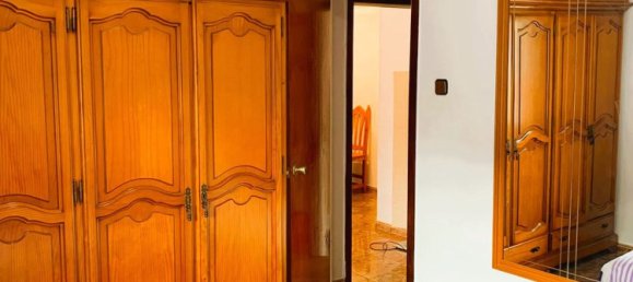 Квартира с 3 спальнями в Бадалона, Испания № 167643 5