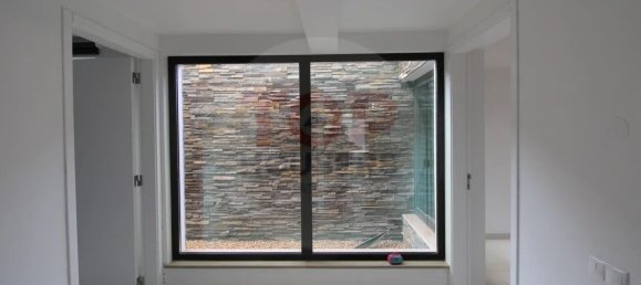 Дом с 4 спальнями в Montenegro, Португалия № 123931 17