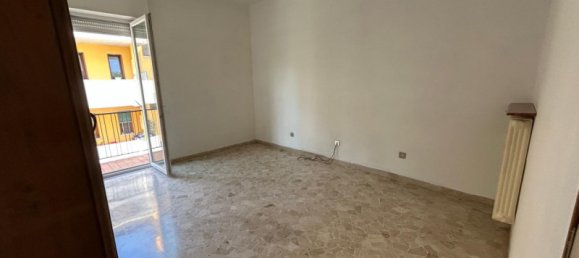 2-salle Appartement à Vicenza, Italy No. 350303 14