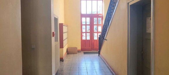 2 Schlafzimmer Wohnung in Friedrichshain, Germany, Nr. 20328 8