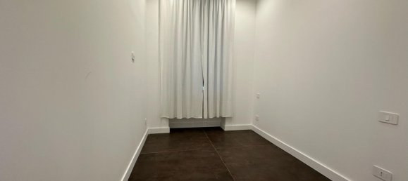 2 rooms Apartment in Naples, Italy No. 18957 7