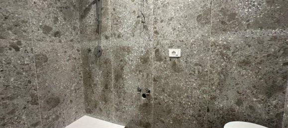 2 rooms Apartment in Naples, Italy No. 18957 12