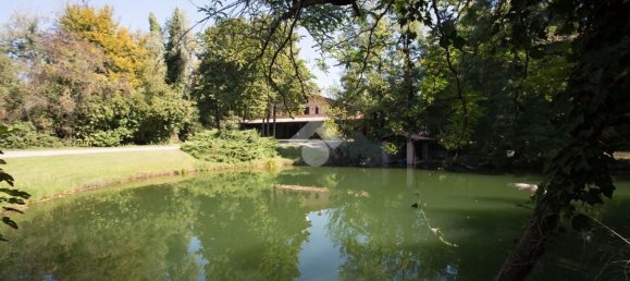 15-Zimmer Villa in Marmirolo, Italy, Nr. 16046 23