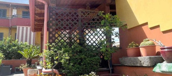 4 غرف نوم فيلا في Pomigliano d'Arco, Italy رقم 290238 7