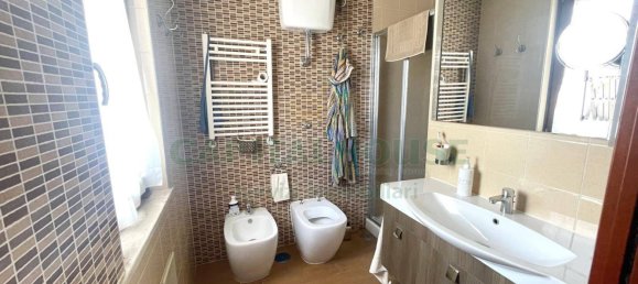 4 غرف نوم فيلا في Pomigliano d'Arco, Italy رقم 290238 21