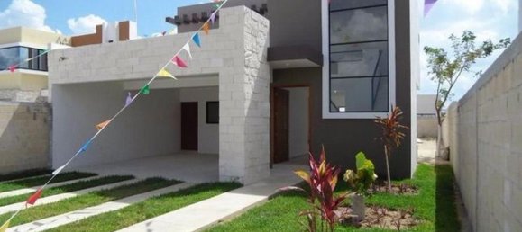 3 bedrooms House in Merida, Mexico No. 19558 2