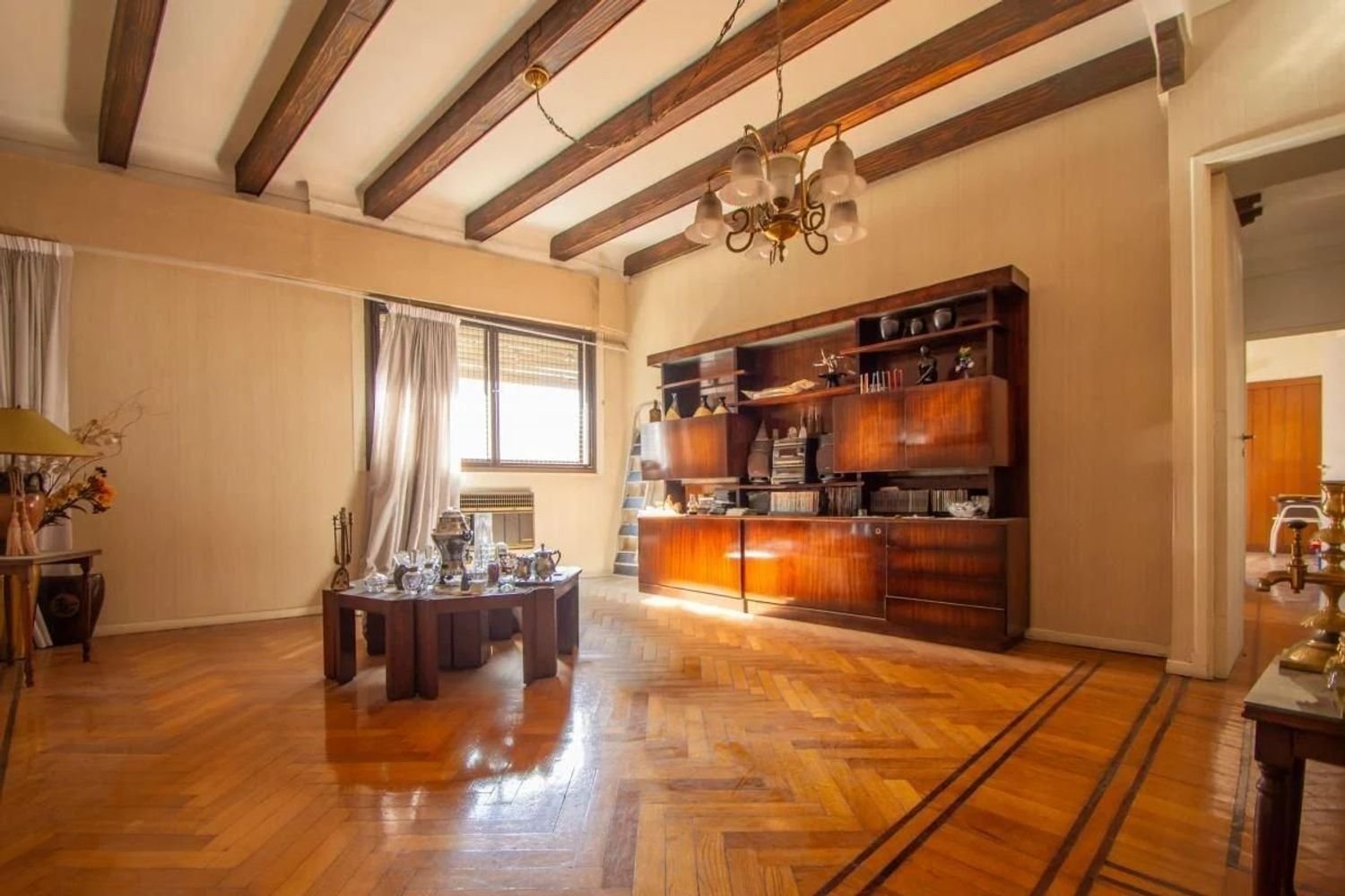 3 bedrooms Apartment in Madrid, Spain No. 231103