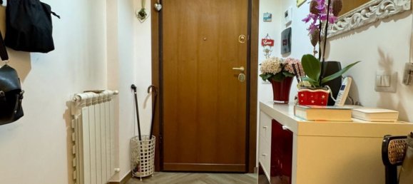 2 rooms Apartment in Rome, Italy No. 280459 8
