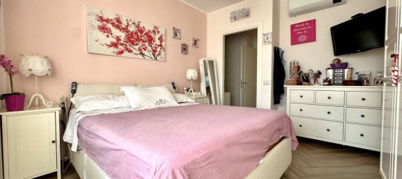 2 rooms Apartment in Rome, Italy No. 280459 6