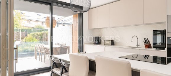 5 bedrooms House in Boadilla del Monte, Spain No. 141737 9