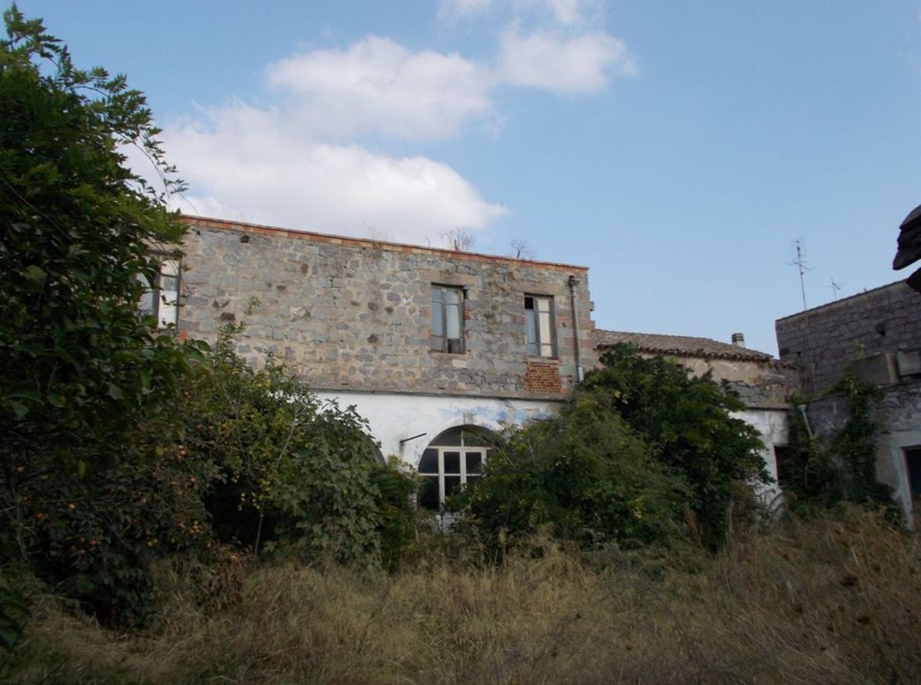 20 rooms House in Sardinia, Italy No. 256286