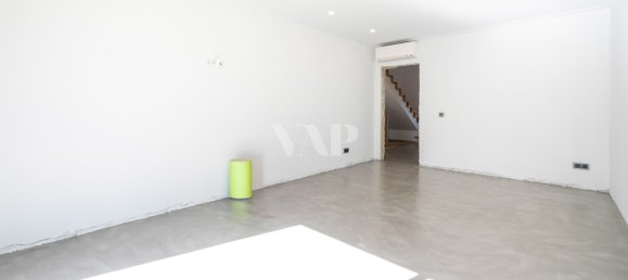 7 bedrooms Villa in Quarteira, Portugal No. 31919 11