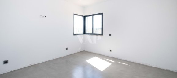 7 bedrooms Villa in Quarteira, Portugal No. 31919 25