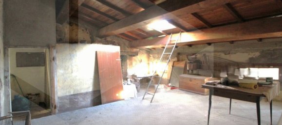 6غرفة شقة في Santa Maria a Monte, Italy رقم 20638 23