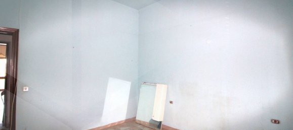 6غرفة شقة في Santa Maria a Monte, Italy رقم 20638 15