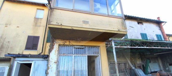 6غرفة شقة في Santa Maria a Monte, Italy رقم 20638 29