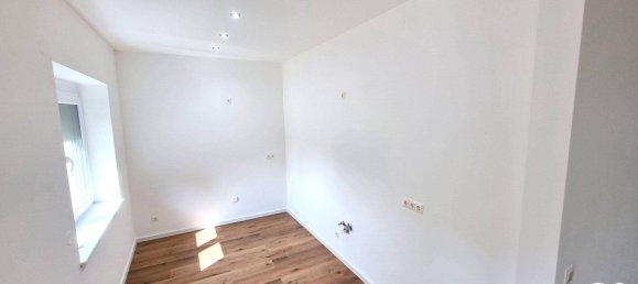 Casa de 8 divisões em Wiener Neustadt, Austria N.º 258819 19