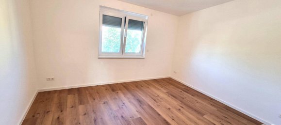 Casa de 8 divisões em Wiener Neustadt, Austria N.º 258819 20