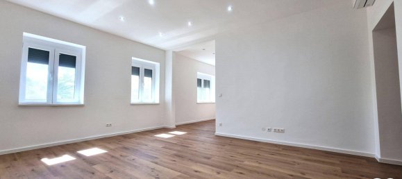 Casa de 8 divisões em Wiener Neustadt, Austria N.º 258819 3