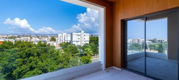 2 chambres Appartement à Kato Paphos, Cyprus No. 34196 3