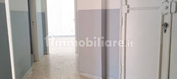 Квартира с 2 спальнями в Битонто, Италия № 284582 37