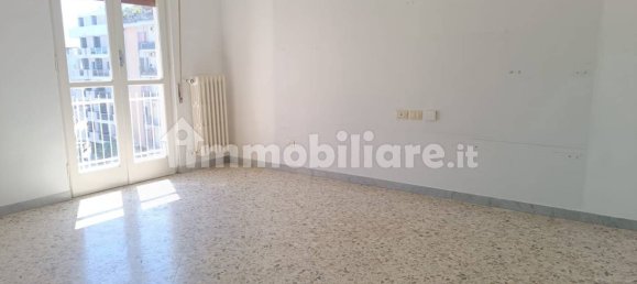 Квартира с 2 спальнями в Битонто, Италия № 284582 21