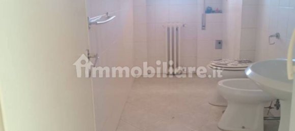 Квартира с 2 спальнями в Битонто, Италия № 284582 20