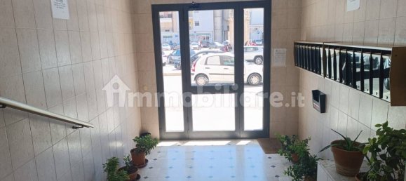 Квартира с 2 спальнями в Битонто, Италия № 284582 30