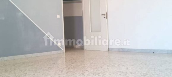 Квартира с 2 спальнями в Битонто, Италия № 284582 5