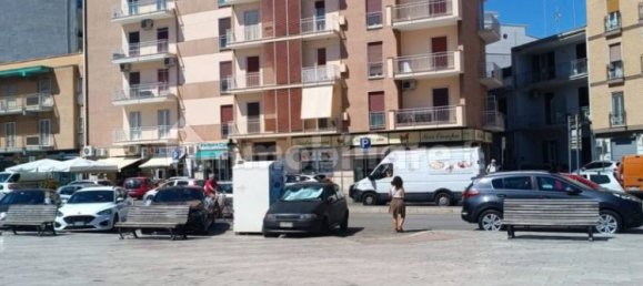 Квартира с 2 спальнями в Битонто, Италия № 284582 38