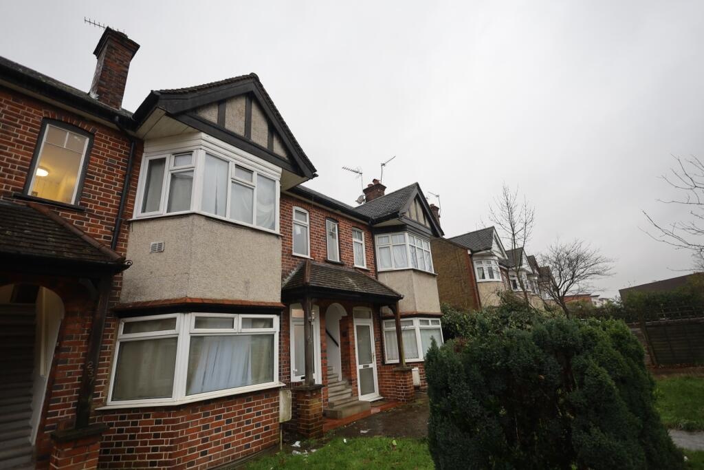 2 bedrooms Apartment in Harrow, United Kingdom No. 2496
