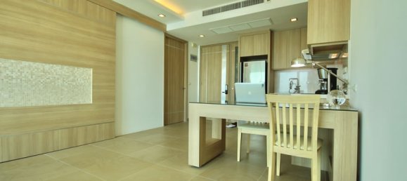 1 bedroom Condo in Pattaya, Thailand No. 1063 14