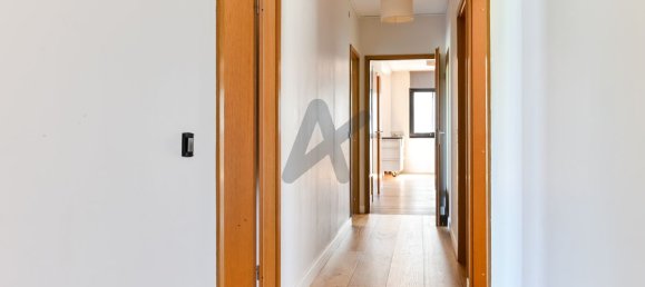 5 bedrooms House in Ecully, France No. 337897 7