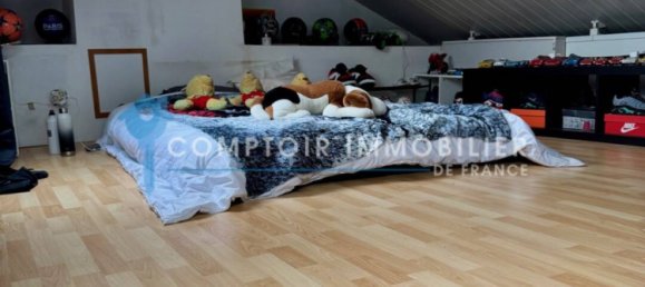 3 bedrooms Villa in Villabe, France No. 140468 9