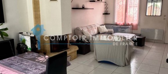 3 bedrooms Villa in Villabe, France No. 140468 12