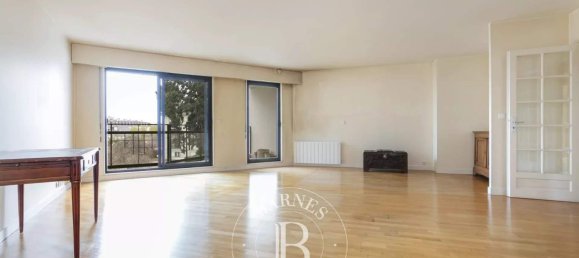 Квартира с 2 спальнями в Версаль, Франция № 187880 4