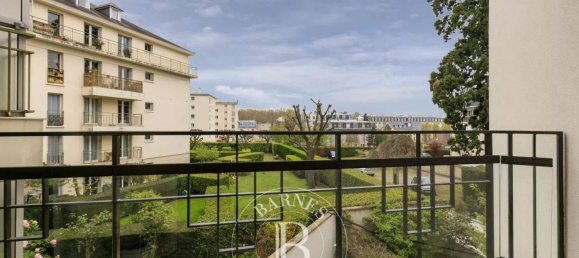 Квартира с 2 спальнями в Версаль, Франция № 187880 2