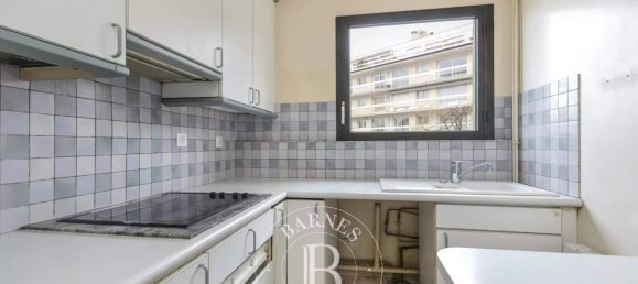 Квартира с 2 спальнями в Версаль, Франция № 187880 7