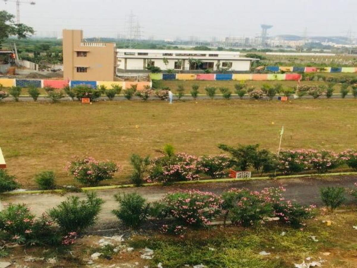  Land in Chennai, India No. 40199