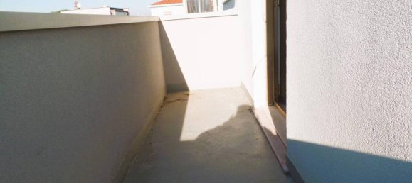 2-salle Appartement à Gorizia, Italy No. 25327 10