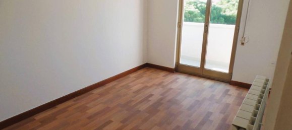 2-salle Appartement à Gorizia, Italy No. 25327 11