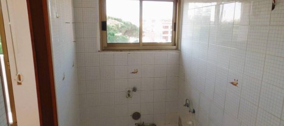 2-salle Appartement à Gorizia, Italy No. 25327 3