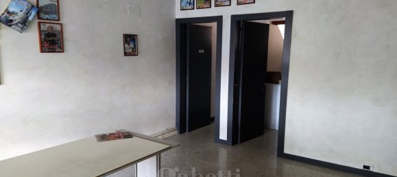 3 rooms Office in Campobasso, Italy No. 79813 5