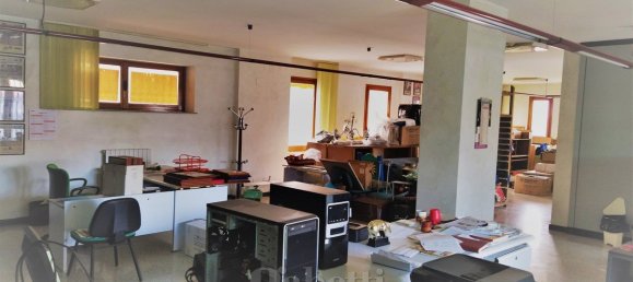 3 rooms Office in Campobasso, Italy No. 79813 6