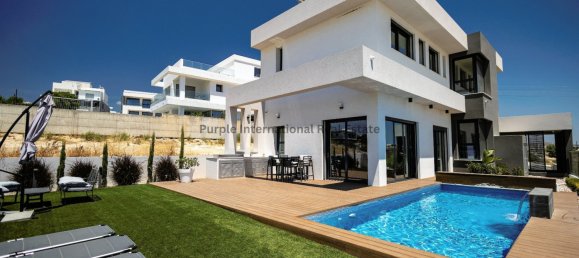 Villa de 4 dormitorios en Agios Athanasios, Cyprus No. 5276 29