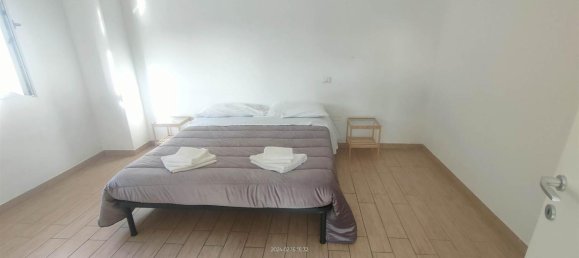 4 rooms Apartment in Florence, Italy No. 89719 18