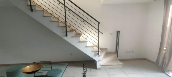 4 rooms Apartment in Florence, Italy No. 89719 14