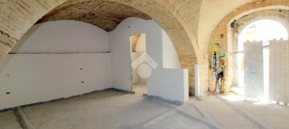 Дом с 1 спальней в Лучера, Италия № 309862 13