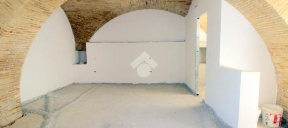 Дом с 1 спальней в Лучера, Италия № 309862 12